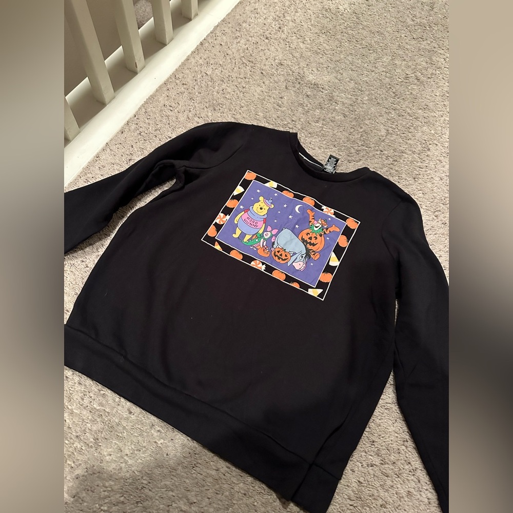 Disney Pooh Crewneck (Halloween edition)